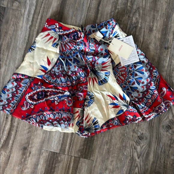 NWT Jucca Red and Blue Women's Skirt sz 42 European - Picture 1 of 4